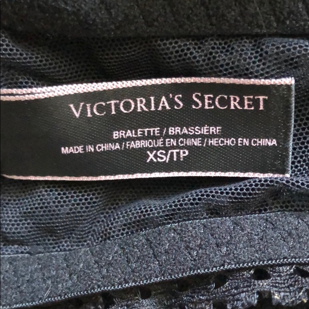 Victoria’s Secret Lace Bralette - Picture 4 of 4